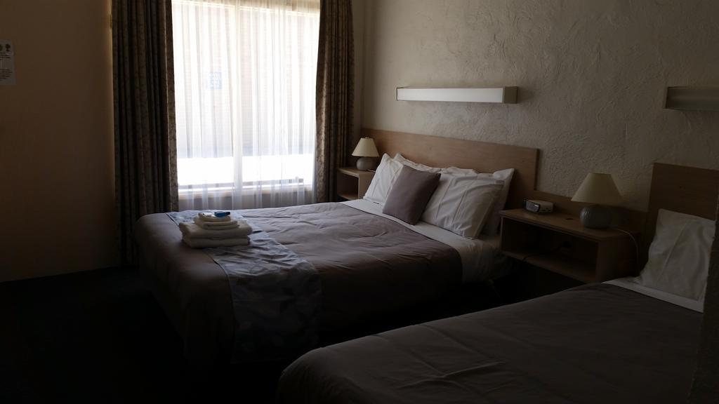 Belmore Motor Inn Yarrawonga Quarto foto