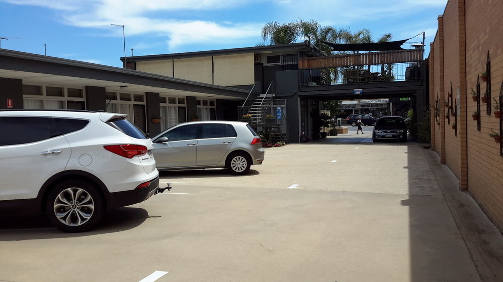 Belmore Motor Inn Yarrawonga Exterior foto